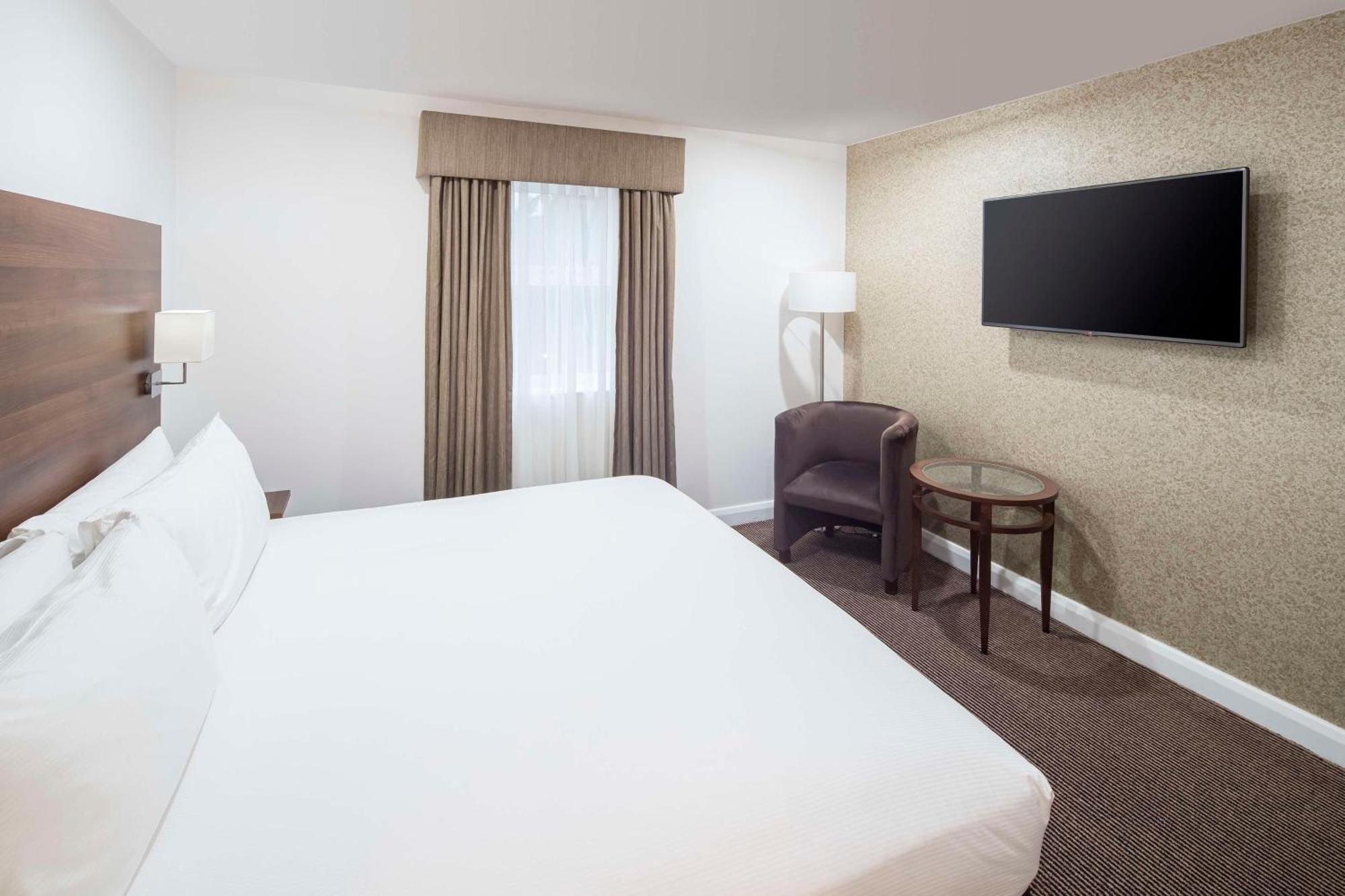 Doubletree By Hilton Chester Esterno foto